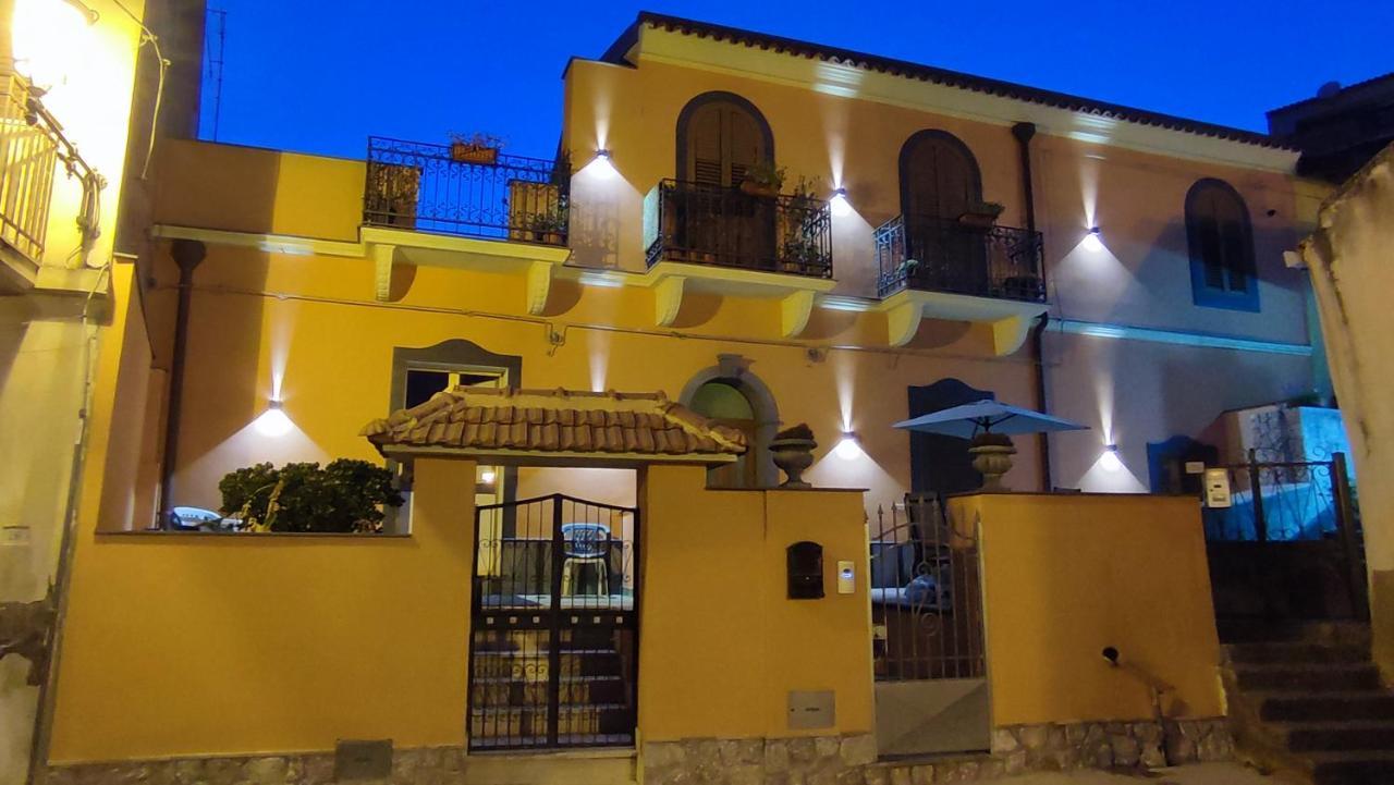 Sa Benedica - Luxury House Villa Calatabiano Dış mekan fotoğraf
